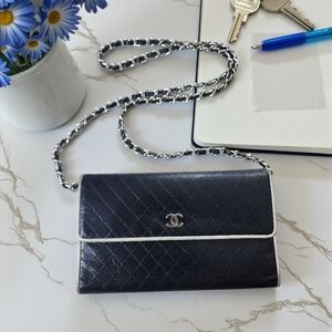 Chanel Coco Mark Bicolor Lambskin Long Wallet On Unbranded Chain